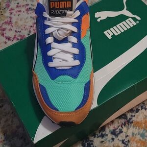 Puma Men's Blue and Orange Sneakers